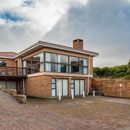 Great White Accommodation Kleinbaai Exterior photo