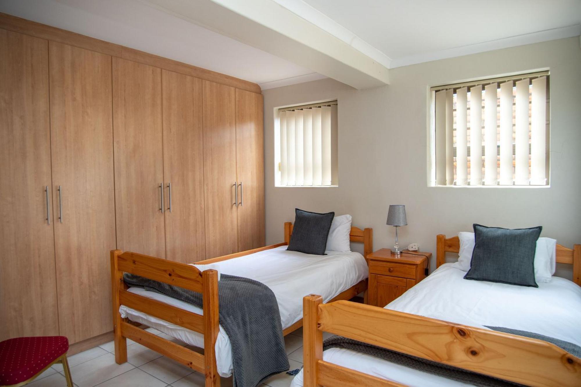 Great White Accommodation Kleinbaai Room photo