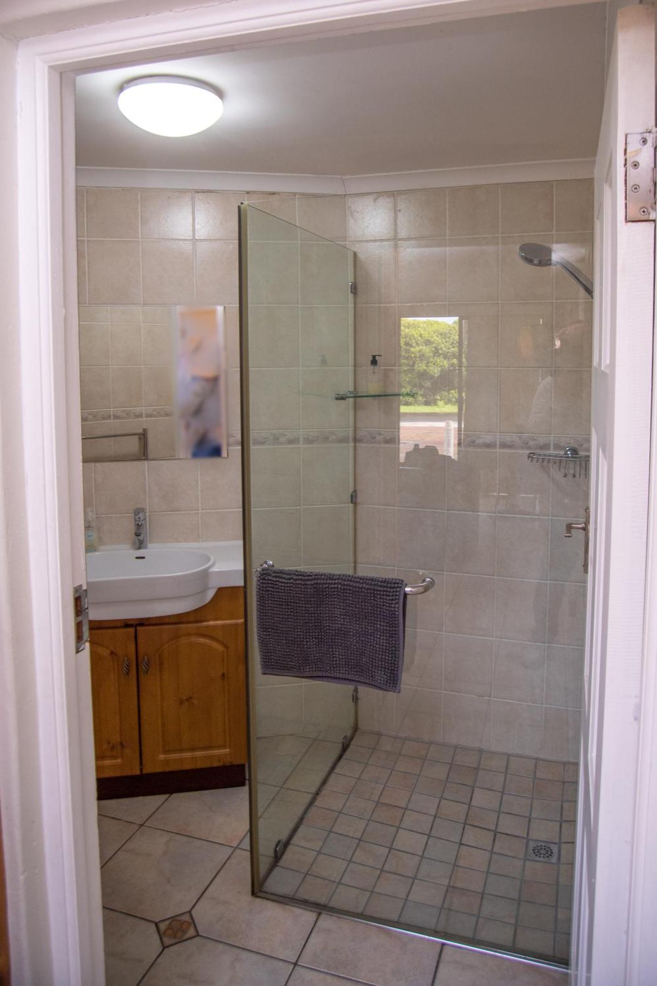 Great White Accommodation Kleinbaai Exterior photo
